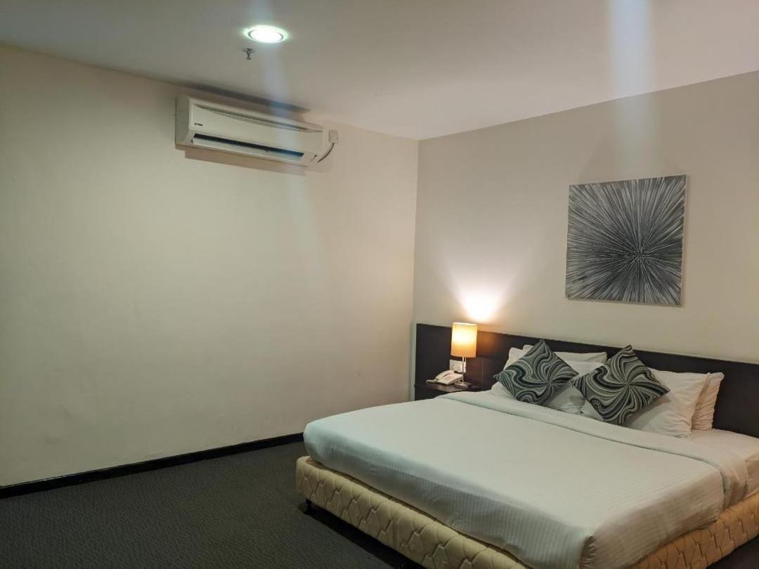 The View Hotel Segamat Exterior foto