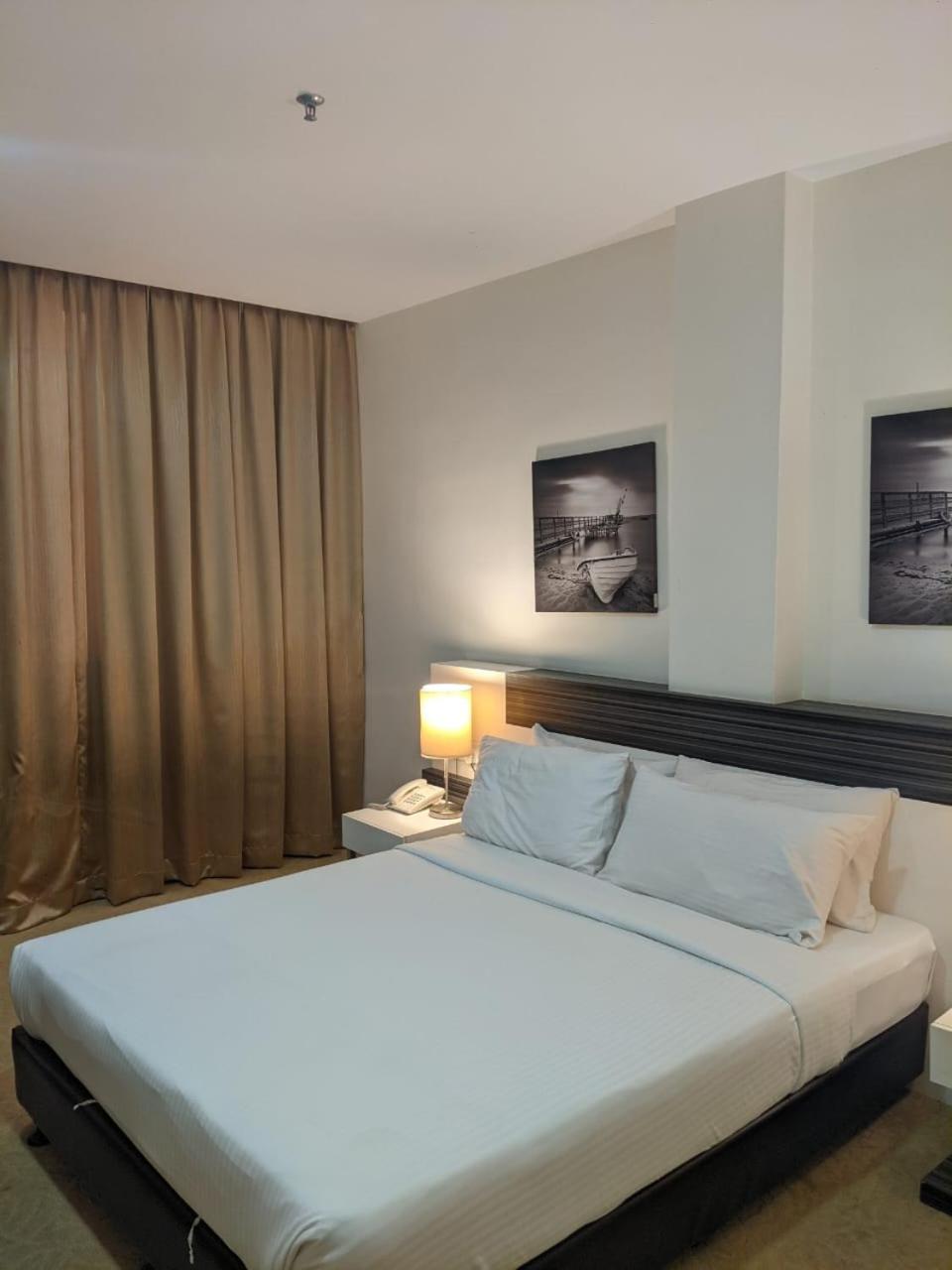 The View Hotel Segamat Exterior foto